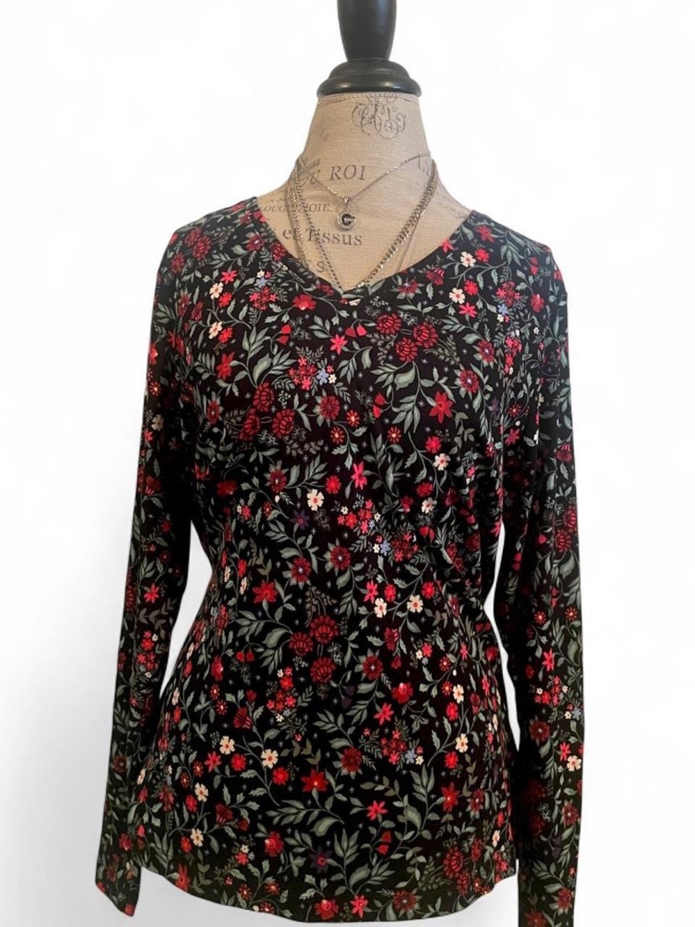 Vintage Croft & Barrow Grandmacore Floral 100% Cotton V Neck Blouse • SIZE - XL